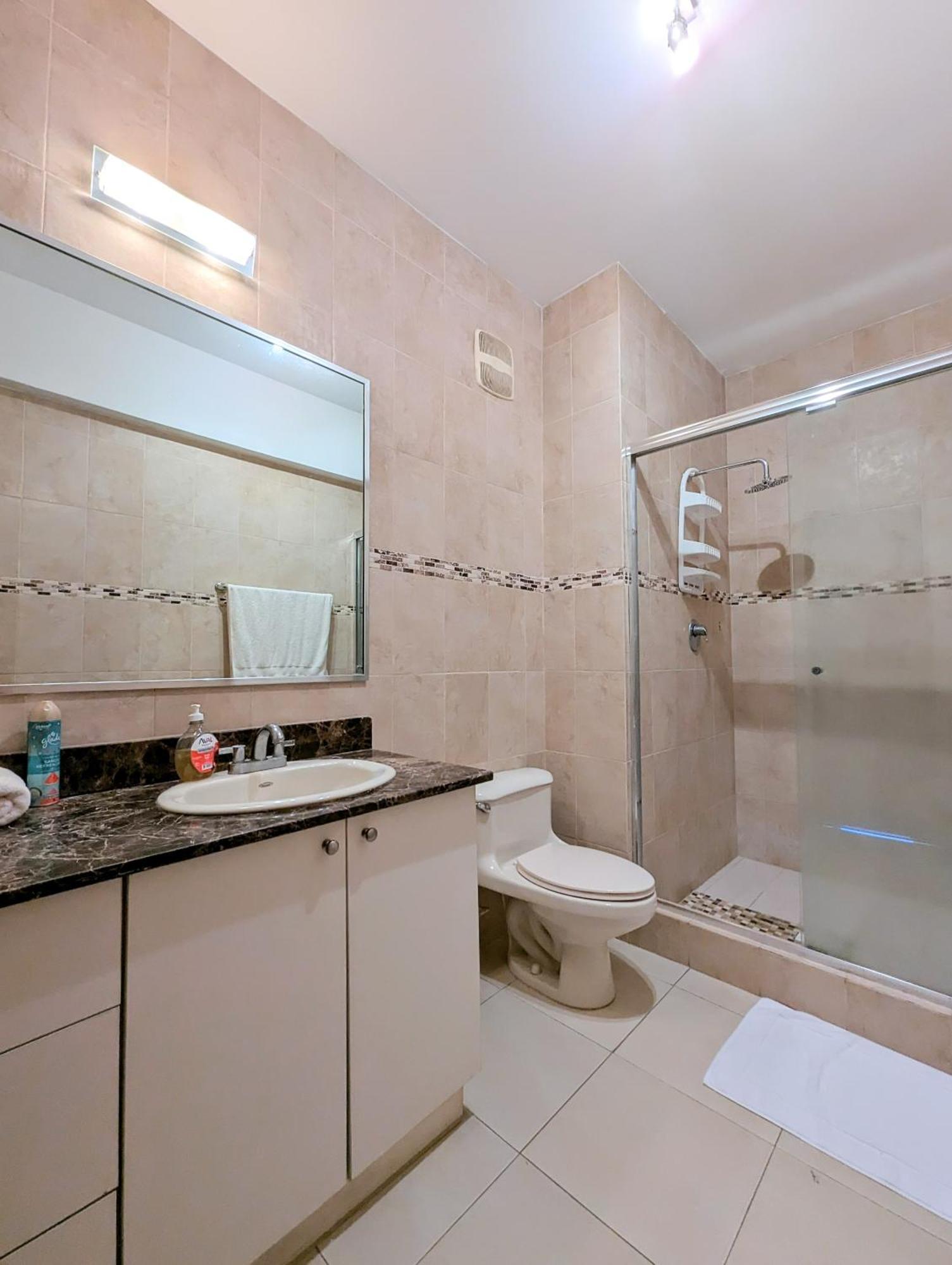 Yc 3602 L Apartamento 2Br En Av Balboa Panama City Eksteriør billede