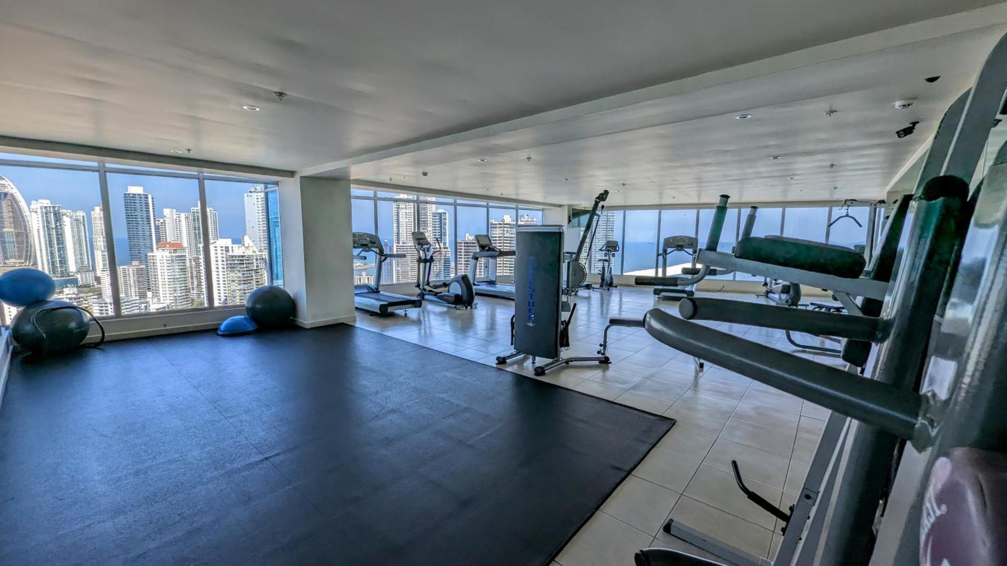 Yc 3602 L Apartamento 2Br En Av Balboa Panama City Eksteriør billede